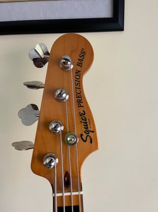 Bajo Squier Fender Classic Vibe 70 + Funda
