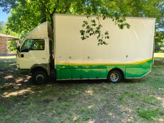 Nissan Cabstar 2003