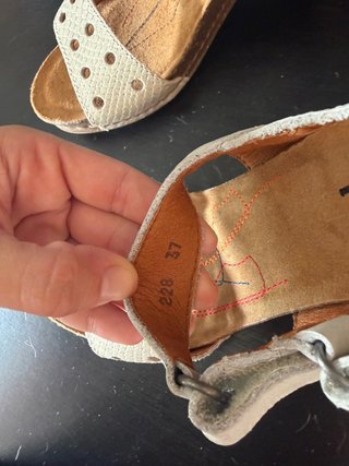 Sandalias ART Beige y Blancas