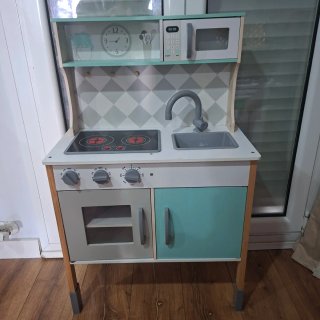 Cocina de juguete de madera