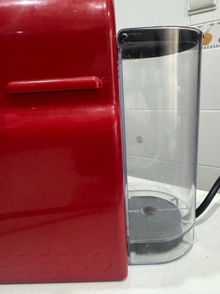 Cafetera Nespresso Krups Inissia XN1005