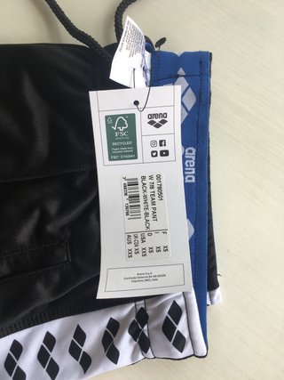Pantalon arena nuevo a estrenar.