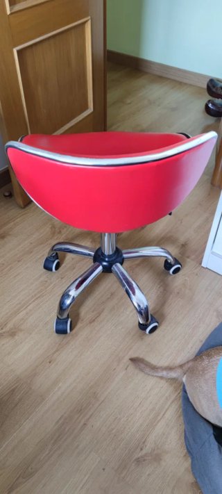 Silla ergonómica giratoria regulable