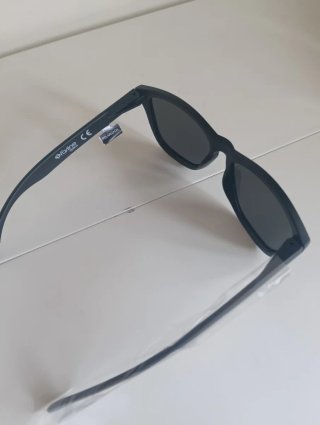 Gafas de sol polarizadas negras