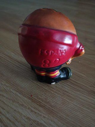 Figura Naranjito 1982