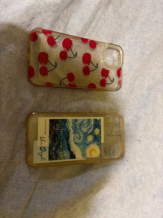 Cover per  iphone 14 con ciliegie e Van Gogh