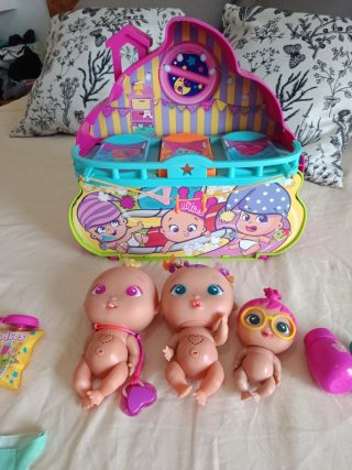 Lote Bellies Casa y 3 muñecas + complementos