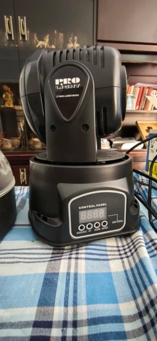 Máquina de humo PRO LIGHT foco LED