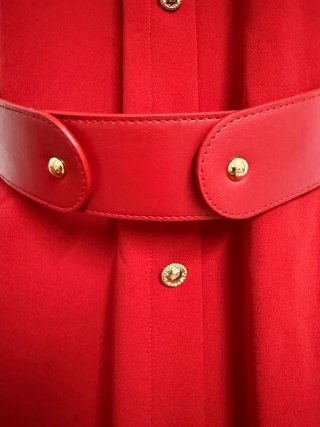 Vestido midi con cinturon