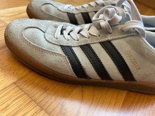 Zapatillas Adidas Gazelle Beige/Negras