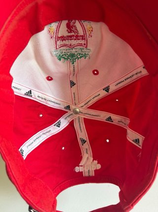 Gorra Adidas Liverpool Roja
