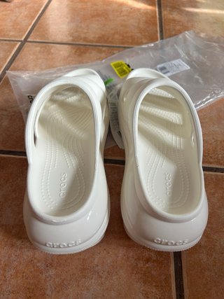 Crocs Mega Crush Triple Strap Blancas Talla 41-42