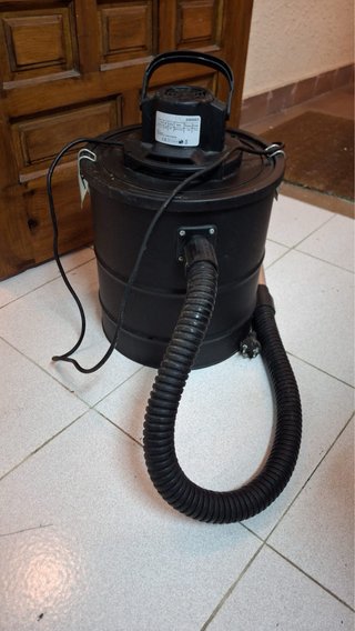 Aspirador de cenizas