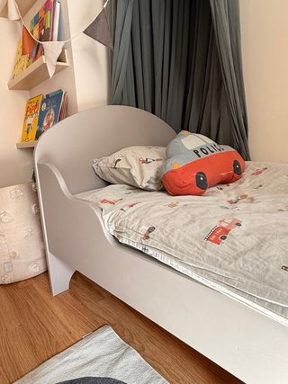 Cama infantil extensible IKEA TROGEN + colchón