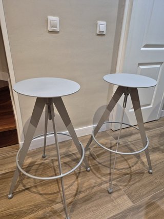 Taburetes de cocina grises (2 unidades)