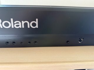 Piano Digital Roland FP-E50 como nuevo