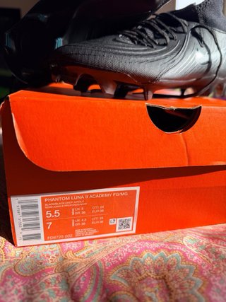 Botas de fútbol Nike Phantom Luna II