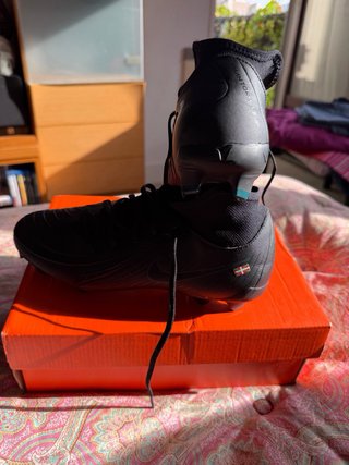 Botas de fútbol Nike Phantom Luna II
