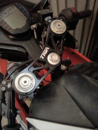 KTM RC 390 circuito