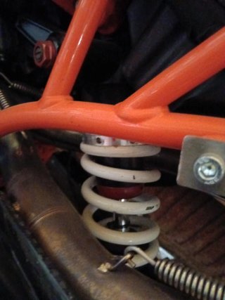 KTM RC 390 circuito