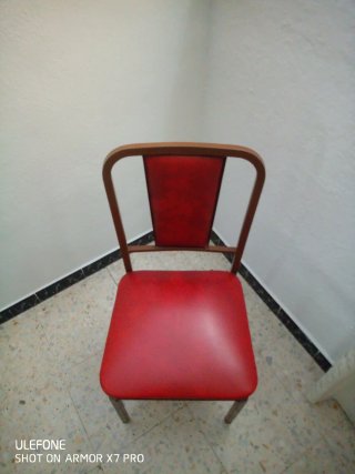 4 Sillas Metálicas Tapizadas
