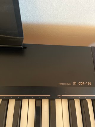 Teclado Casio CDP-130 con soporte