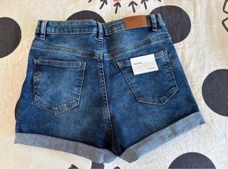 Lote 3 Pantalones Cortos, Short. NUEVOS T. 34 / 36