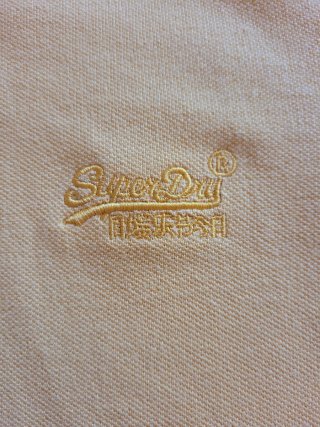 Polo Superdry original talla S a estrenar.