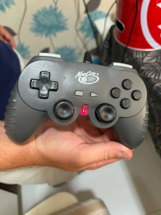 Pack PlayStation 2 con juegos y mandos