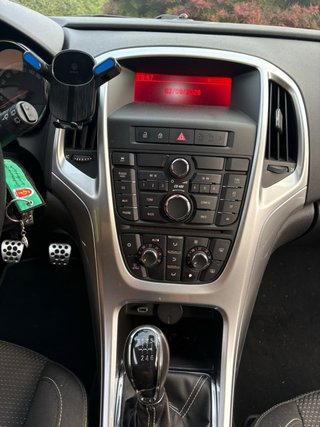 Opel Astra 2010 1.7 CDti