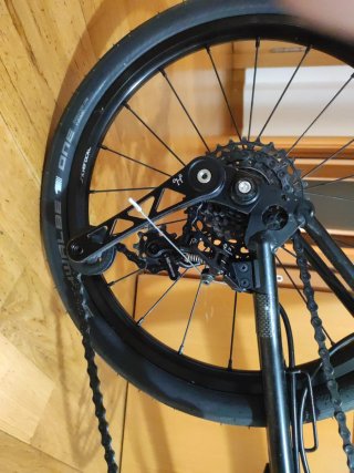 Bicicleta Brompton C Line Ultraligera