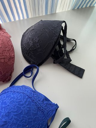 7 Sujetadores con Relleno Talla 85B