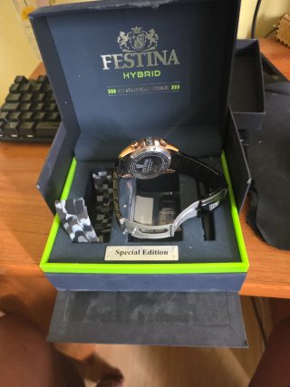 Reloj Festina Hybrid Chrono Bike