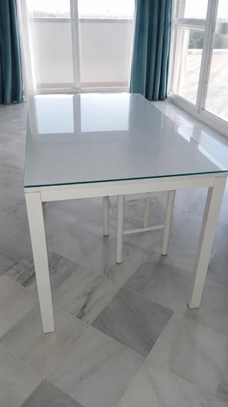 Mesa alta de salón + cristal 1cm de grosor