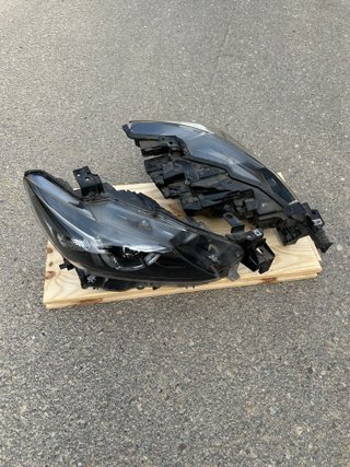 Faros Mazda 3