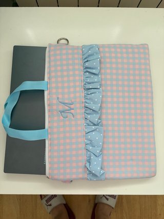 Funda portátil/tablet cuadros rosa y azul