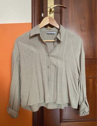 Camisa verde manga larga
