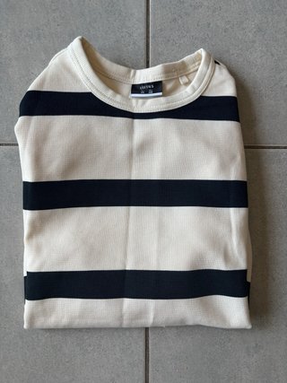 Camiseta Rayas Beige y Negra