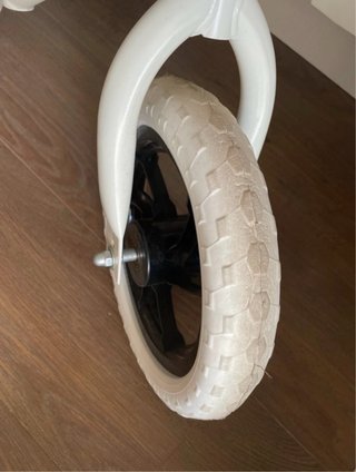 Bicicleta de equilibrio Play and Store