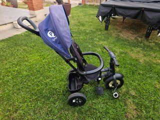 Triciclo infantil QPlay