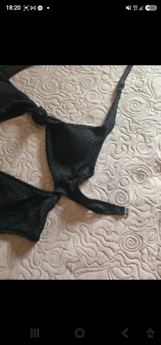 Costume intero nero taglia XL