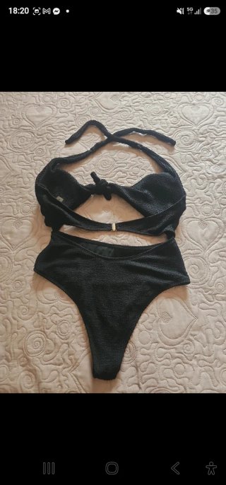 Costume intero nero taglia XL