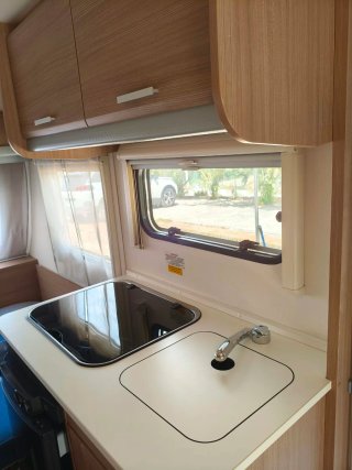 Caravana Adria Aviva 350L <750kg