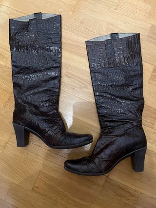 Botas altas de Farrutx piel efecto cocodrilo