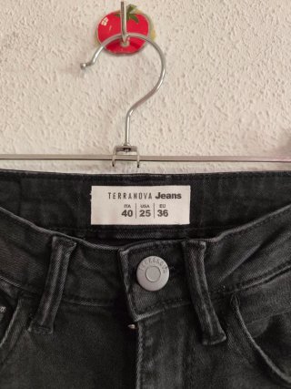 Pantalon campana de chica talla 36 de Terranova.