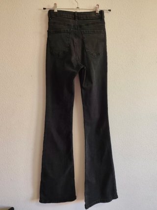 Pantalon campana de chica talla 36 de Terranova.