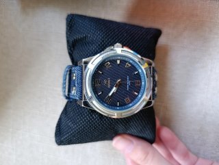 Reloj Marea Azul y Plateado