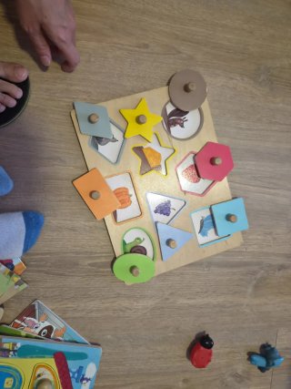 Puzzle madera formas geométricas bebé