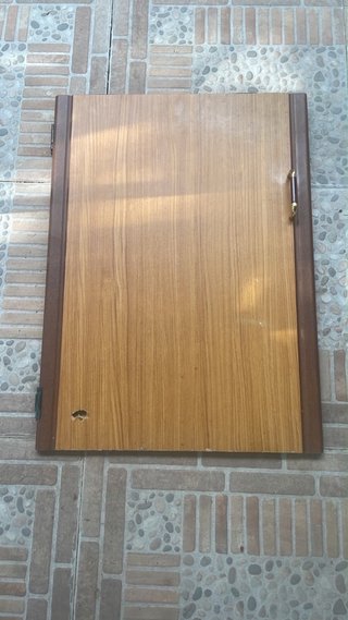 Puerta armario bajo caravana Moncayo