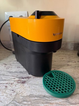 Cafetera Nespresso Vertuo Amarilla